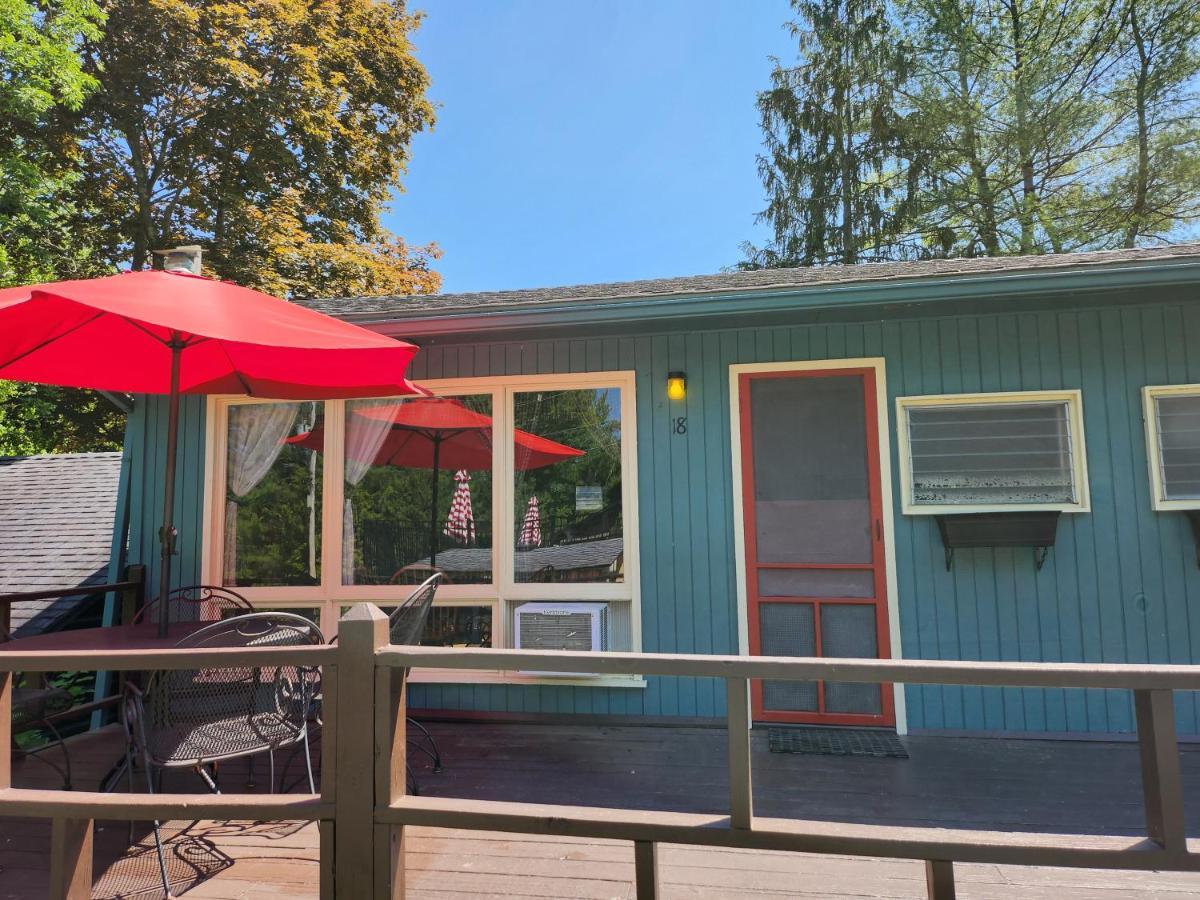 Cramers Point Lake Breeze Lake George Exterior foto